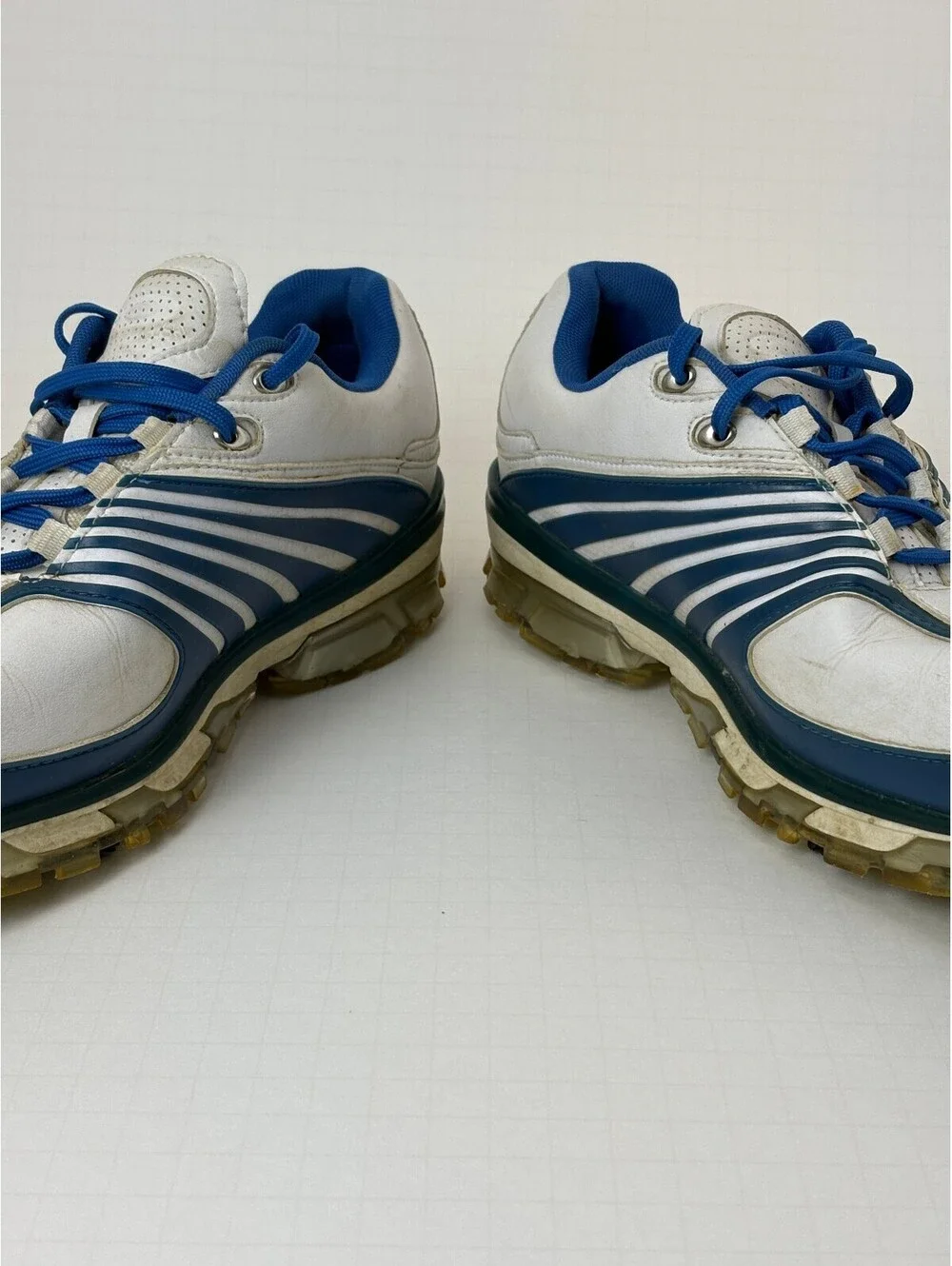 Vintage Y2K Oakley Men's Golf Shoes Size 11 White Blue